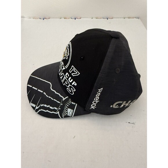 Reebok Pittsburgh Penguins 2017 Stanley Cup Champions Snapback Curved Bill Cap - Picture 3 of 7